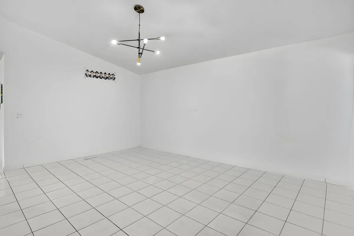 Residence photo 13