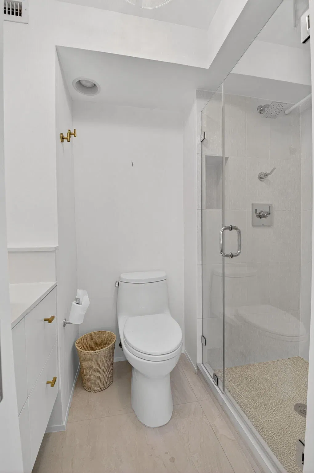 Unit 507 photo 16