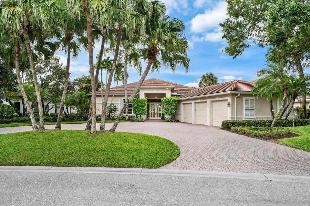 Admirals Cove Residence