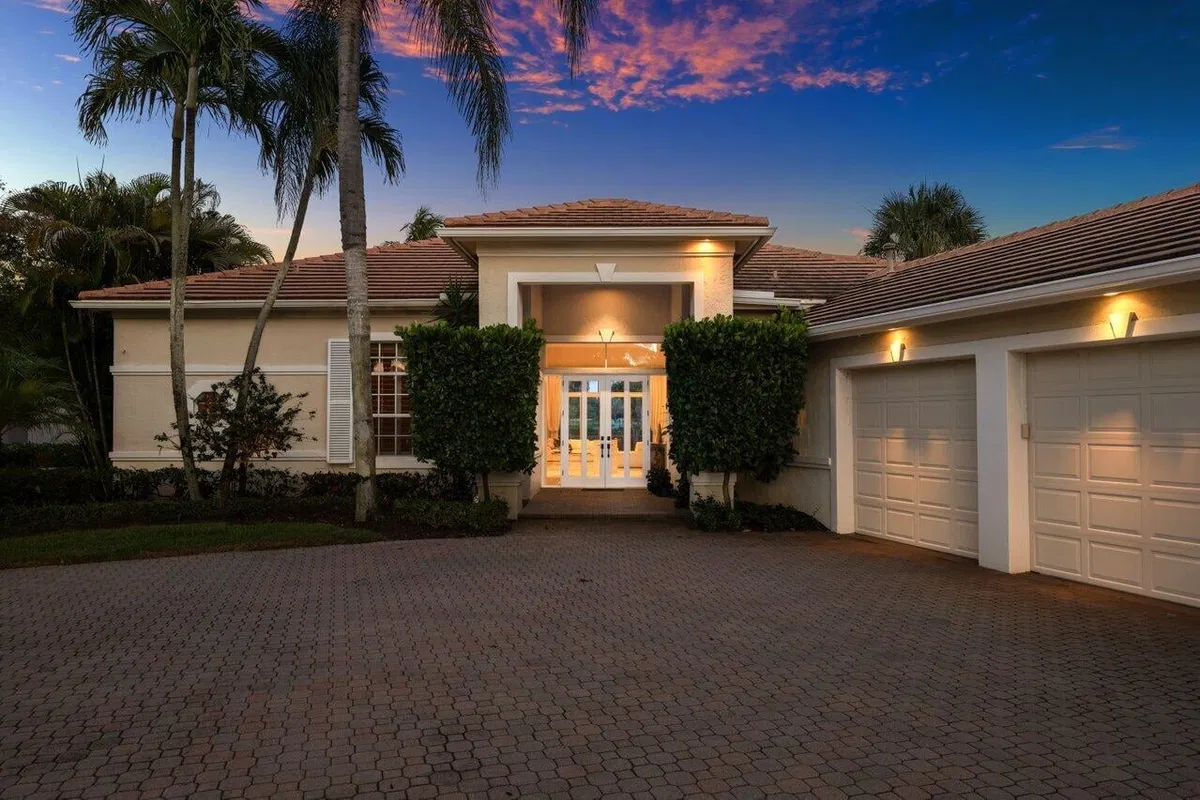 Admirals Cove Residence photo 55