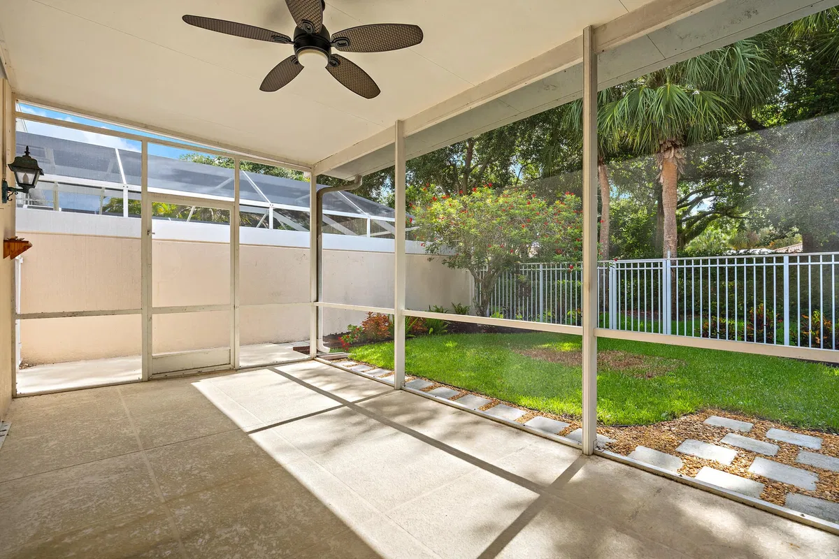 Residence photo 7