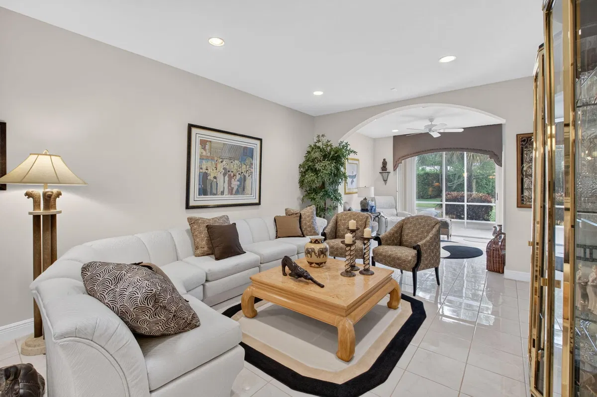 Residence photo 19