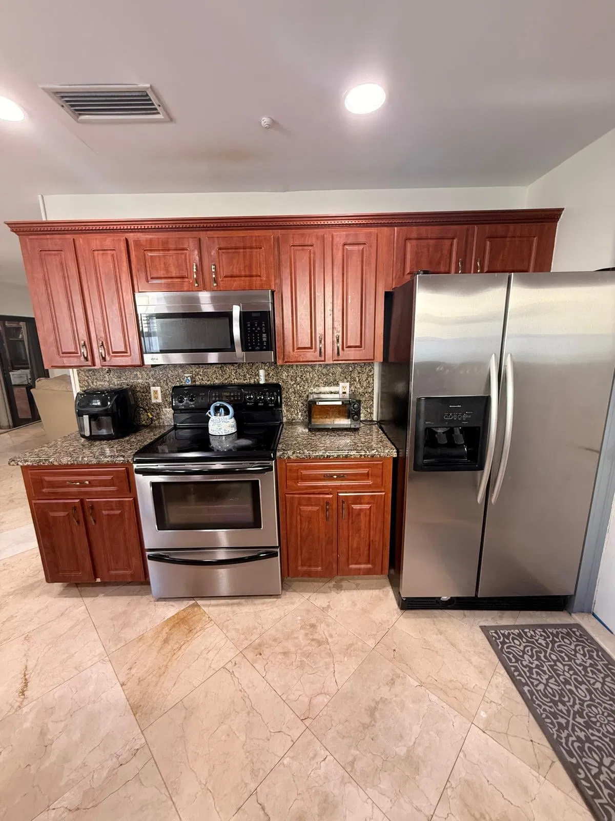 Residence photo 19