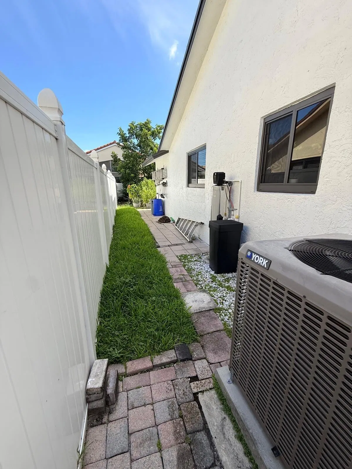Residence photo 61