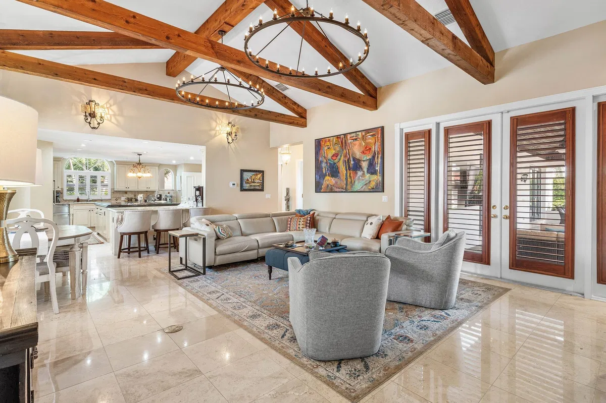 West Palm Beach Residence photo 16