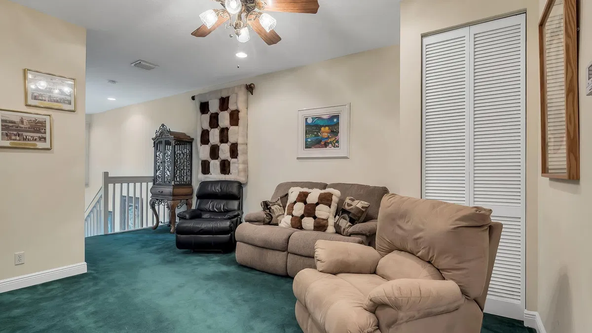  Residence photo 46
