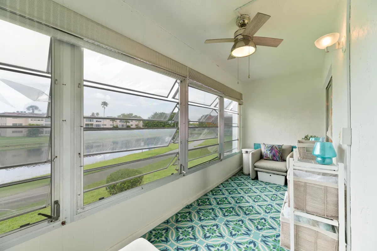 Unit 205 photo 10