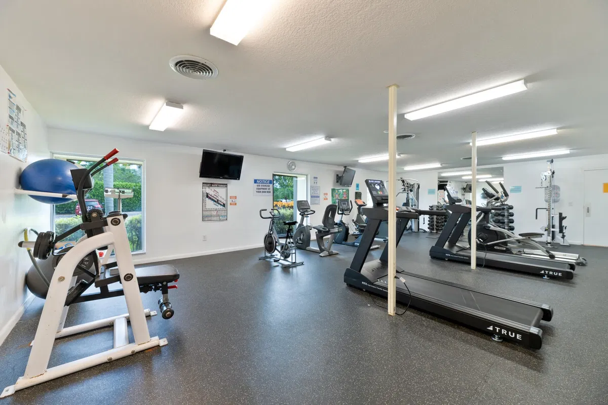 Unit 205 photo 22