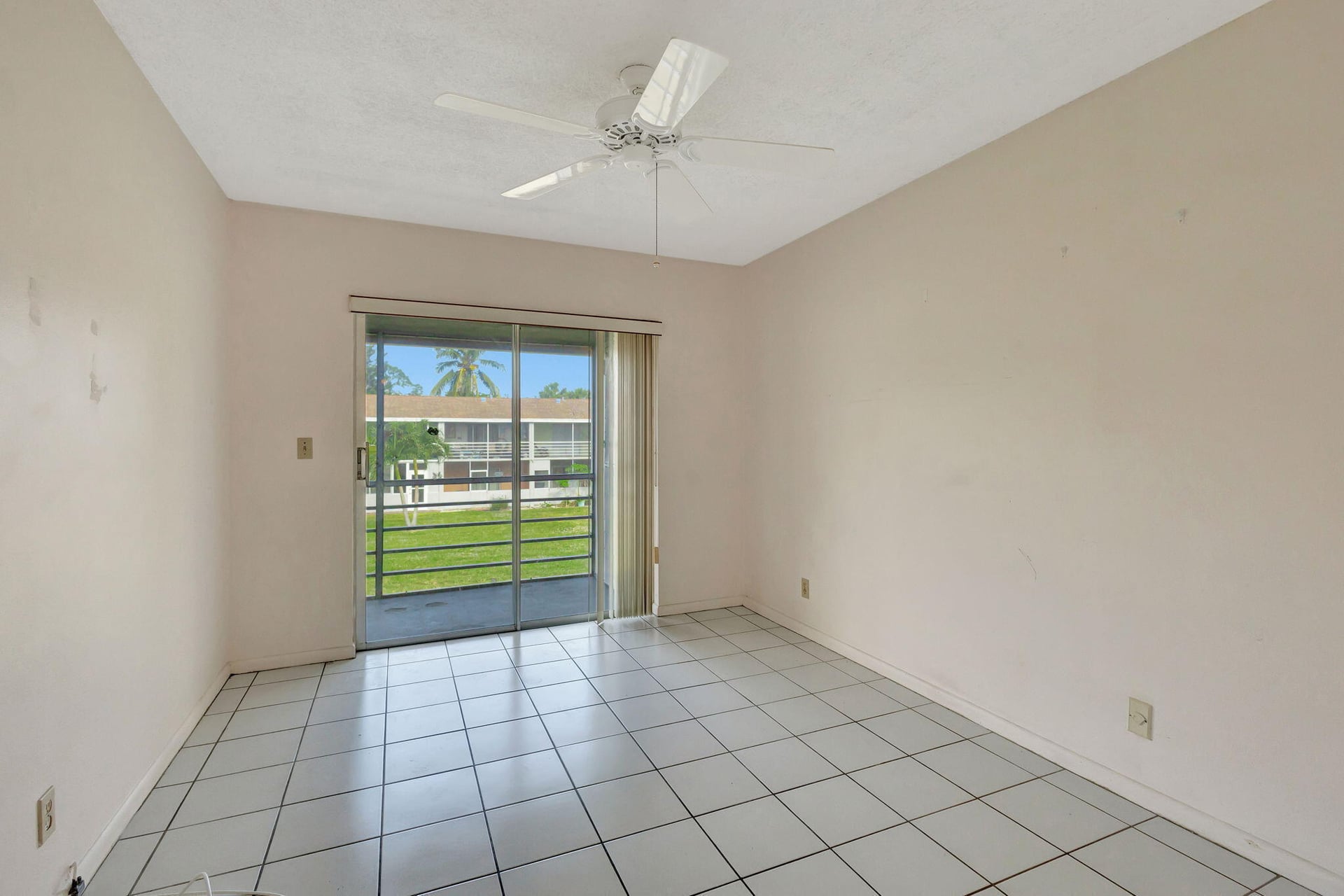 Residence photo 13