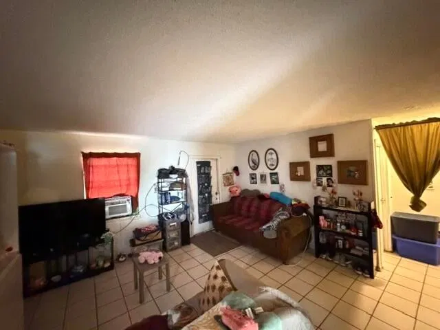 Residence photo 37
