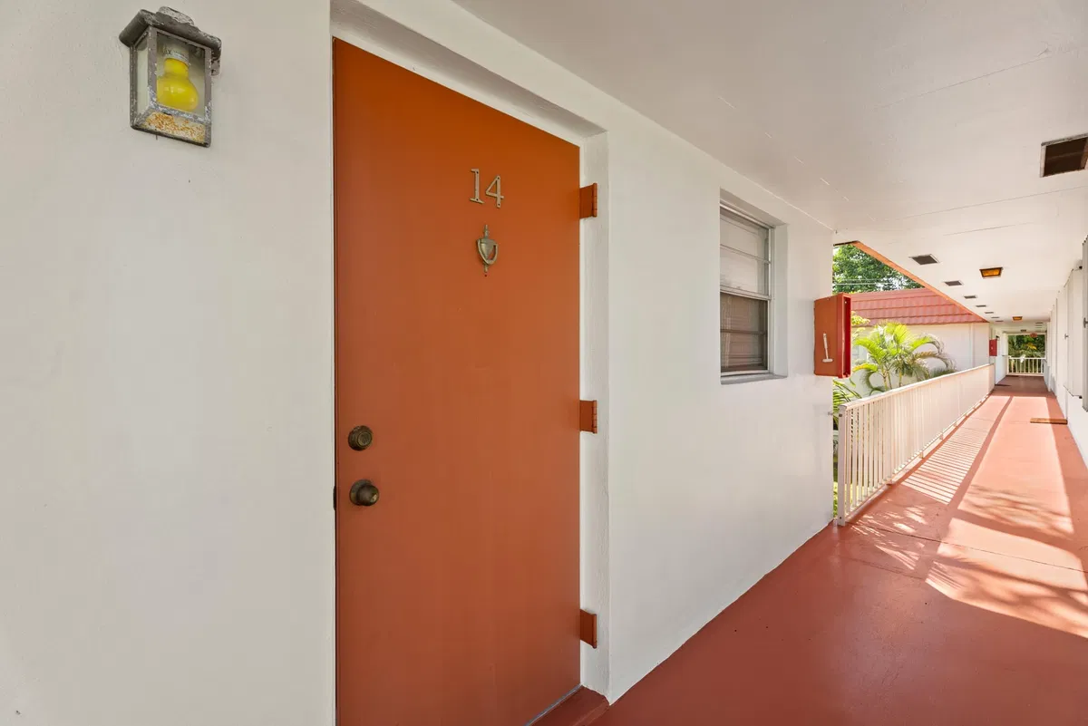 Unit N14 photo 10
