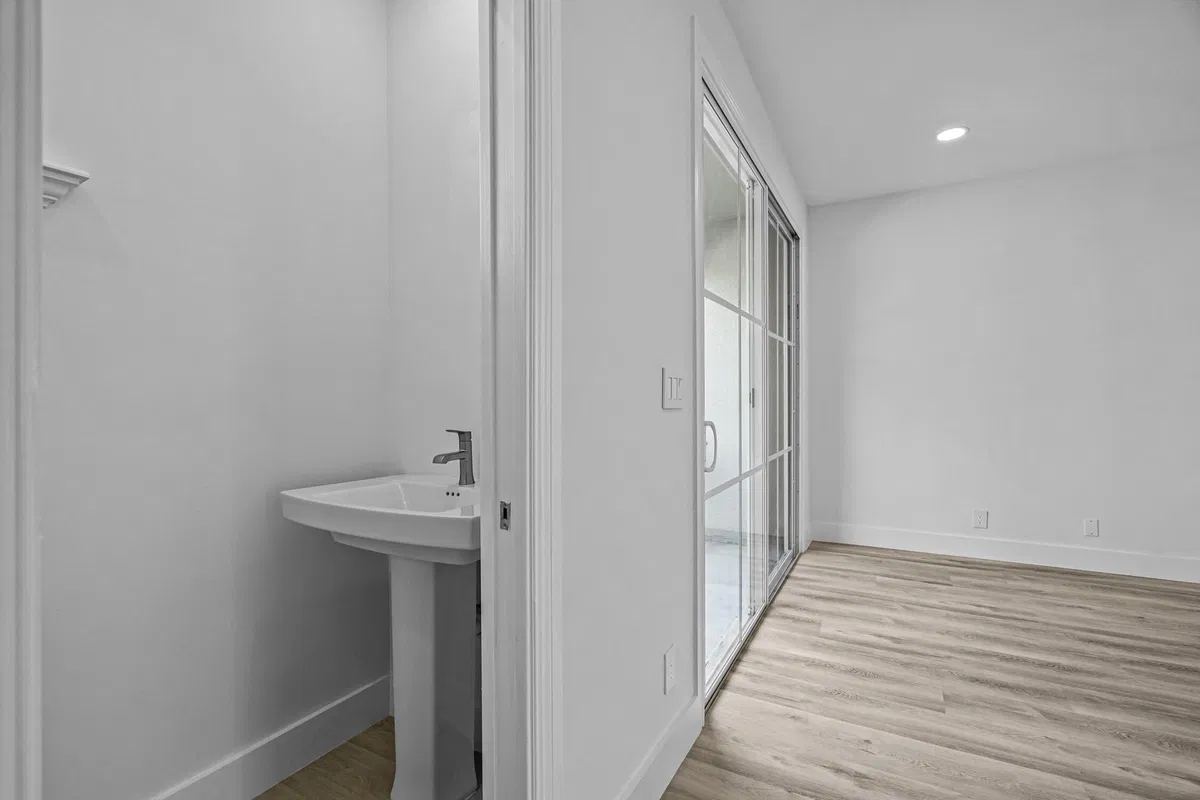 Downtown Delray Beach Unit 75 photo 19