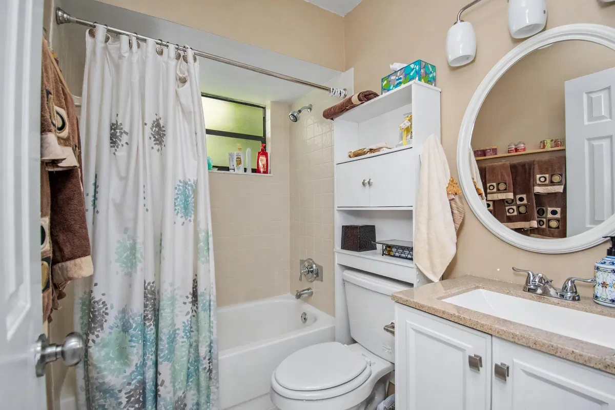 Residence photo 28