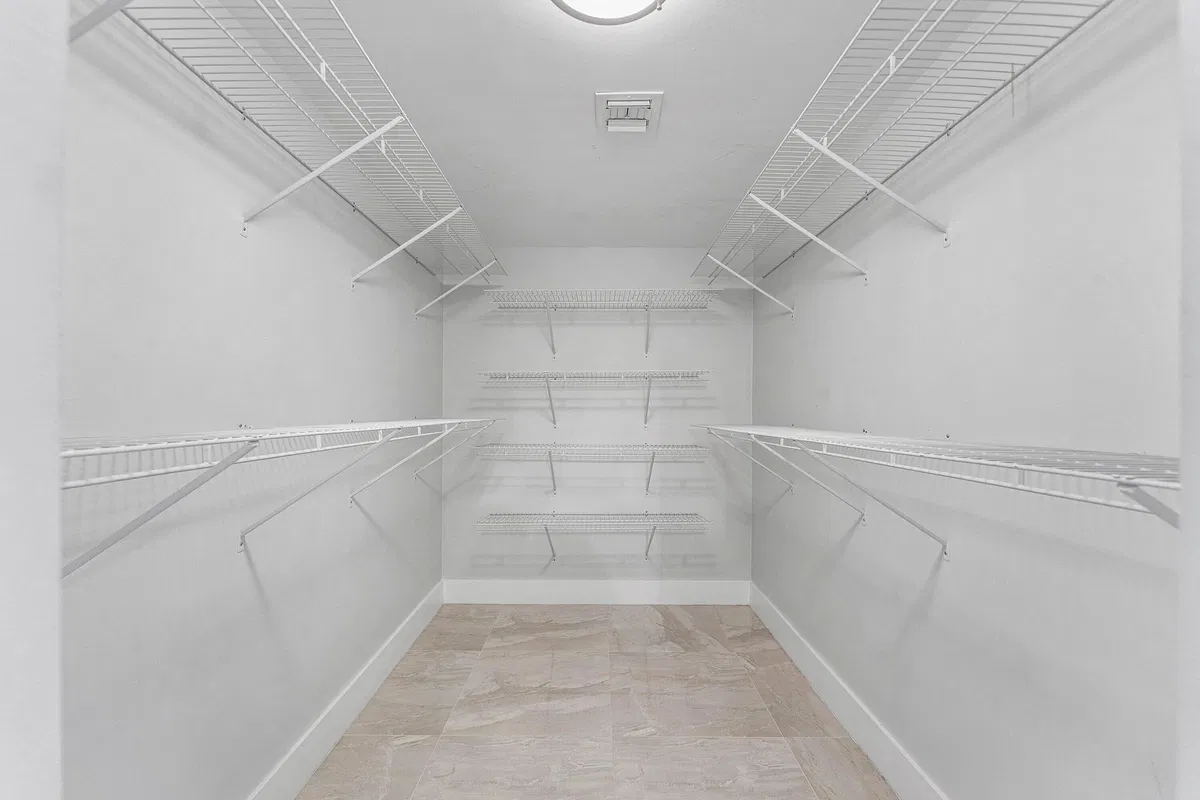 Eastpointe Country Club Unit 201 photo 22