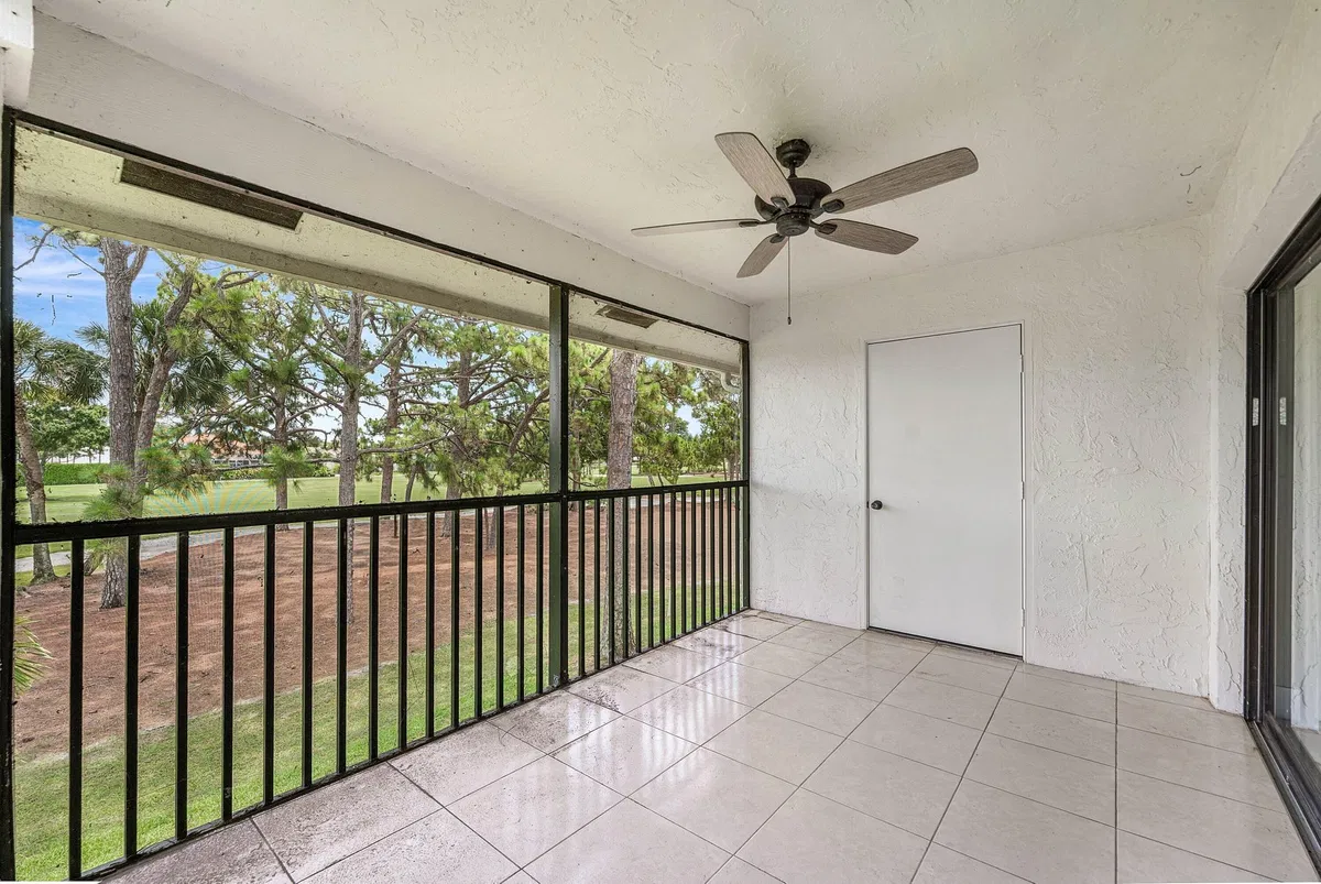 Eastpointe Country Club Unit 201 photo 31