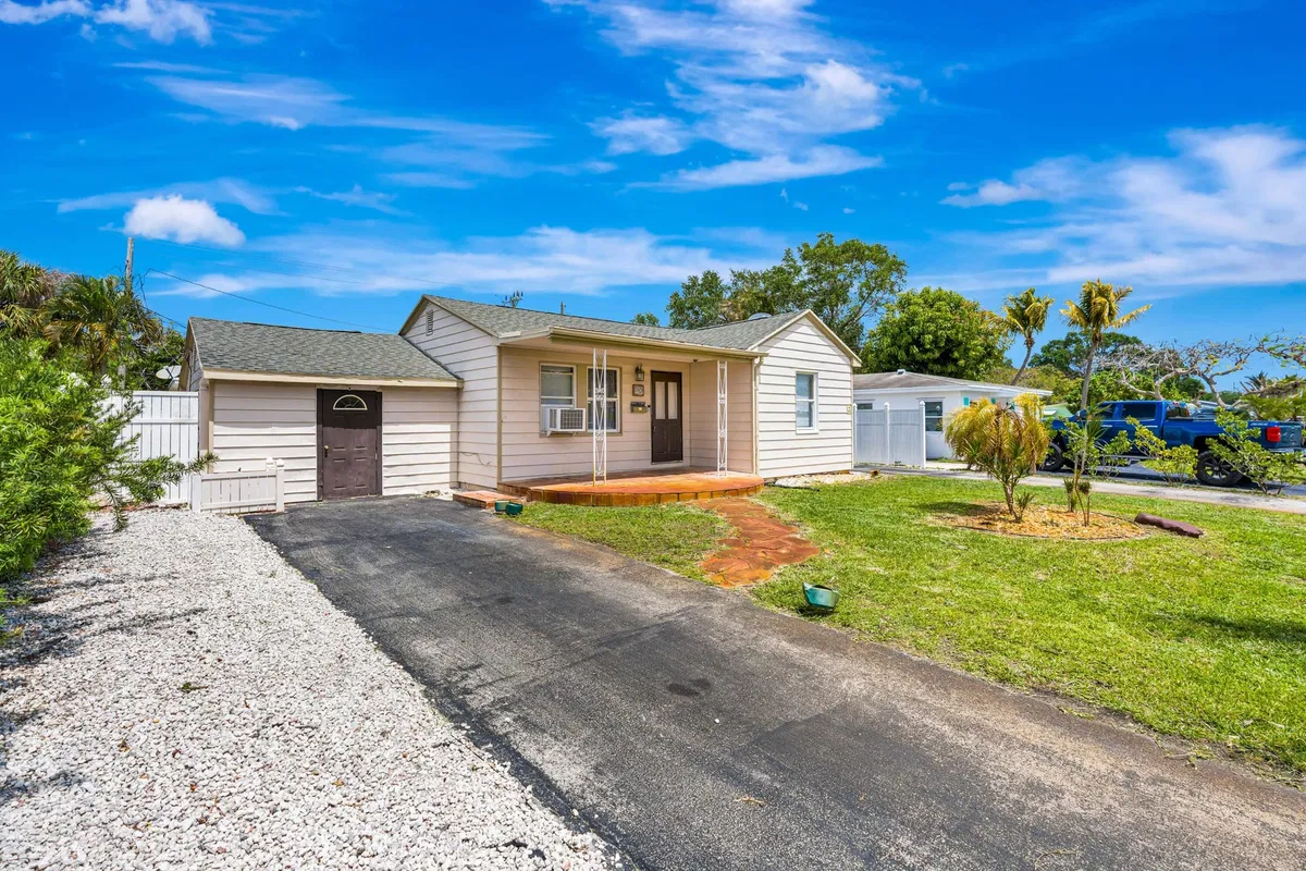 Residence photo 22