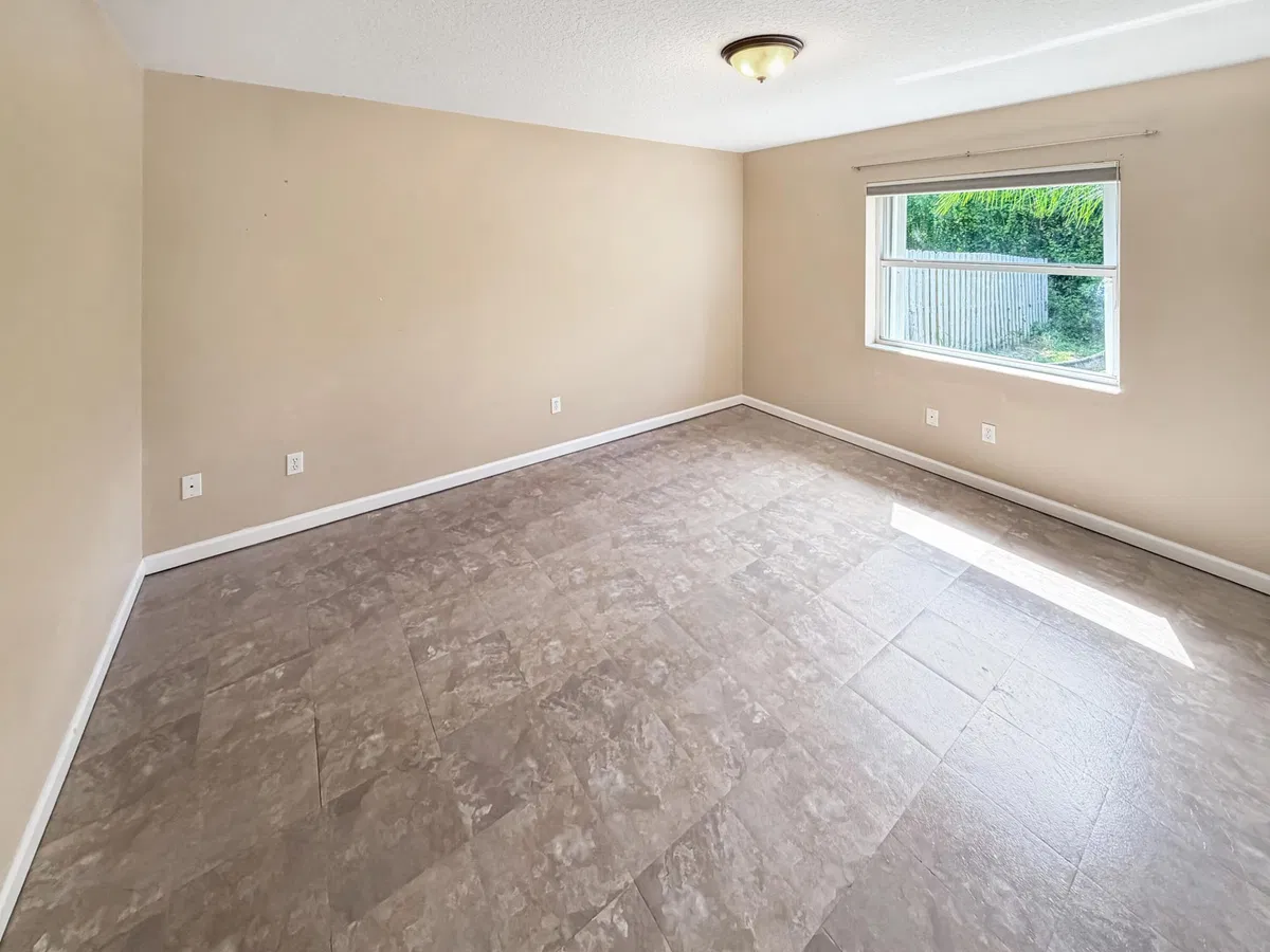 Residence photo 10