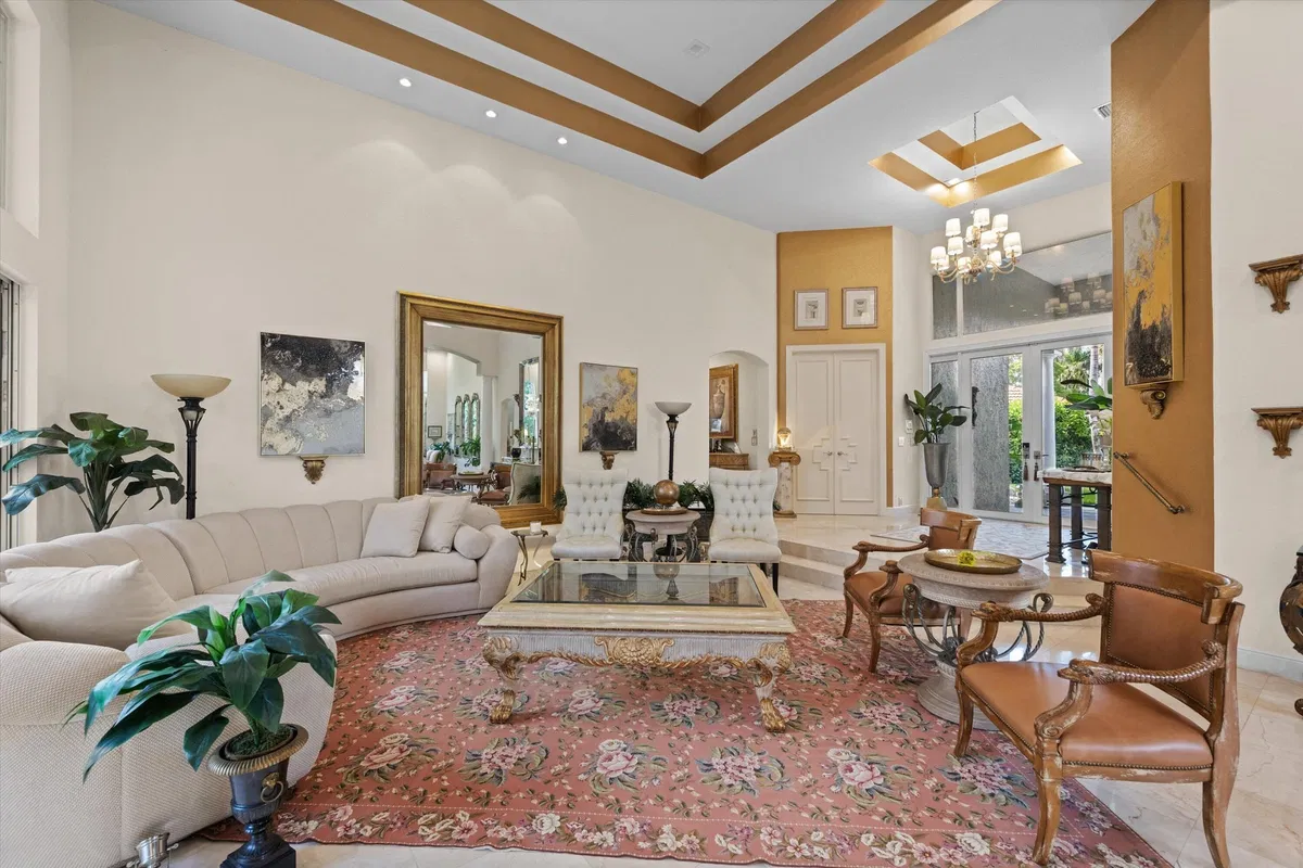  Residence photo 10