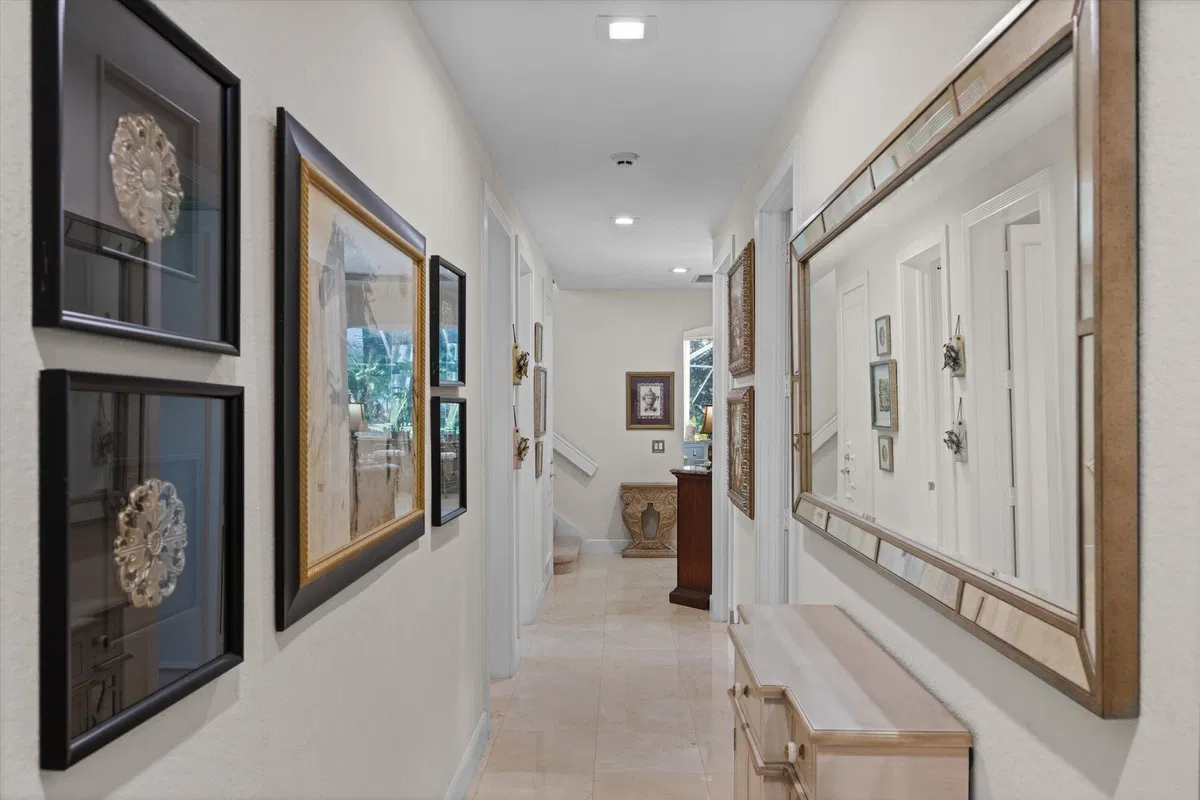  Residence photo 40