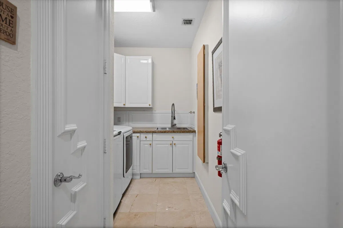  Residence photo 58