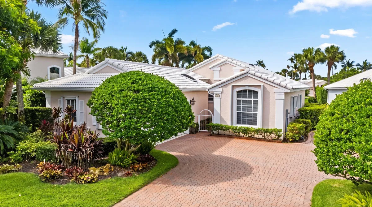 Jonathan's Landing Jupiter FL Residence