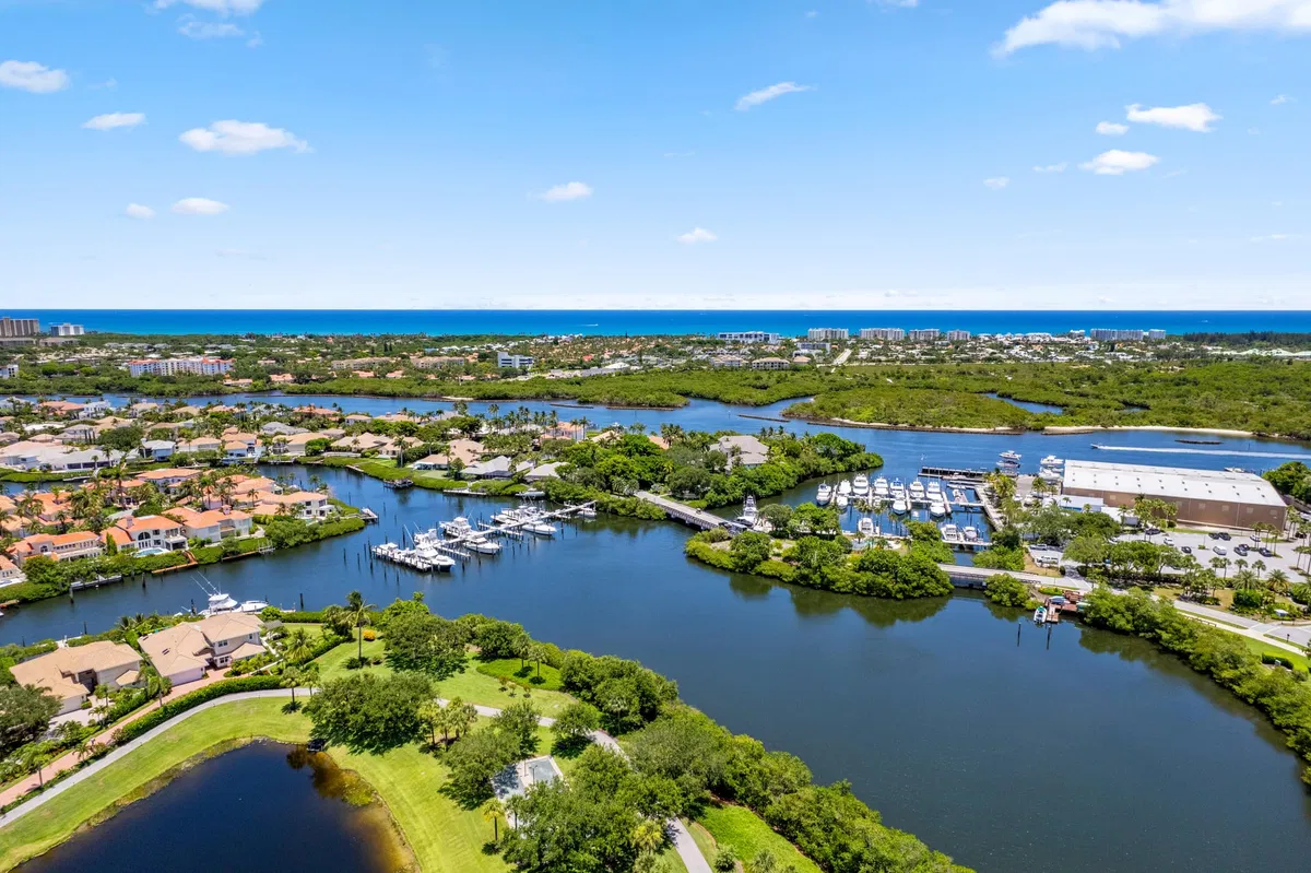 Jonathan's Landing Jupiter FL Residence photo 37