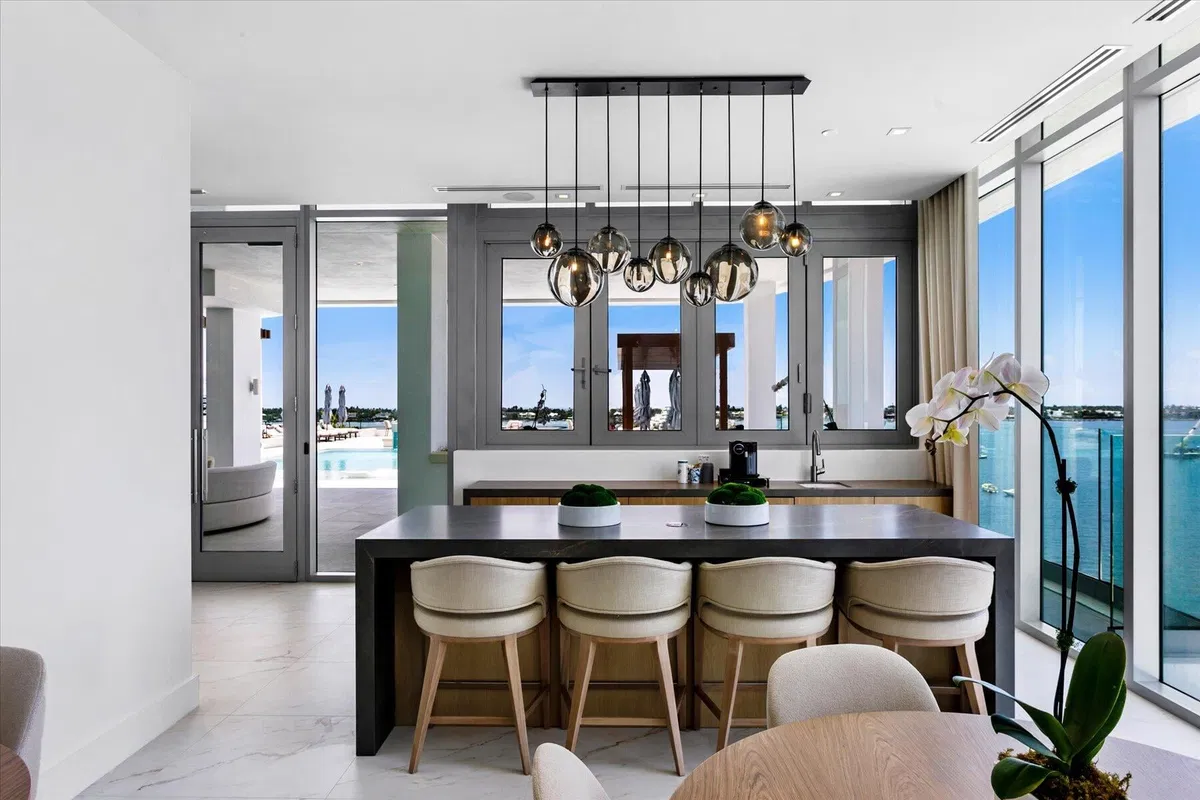 Alba Palm Beach Unit 102 photo 64