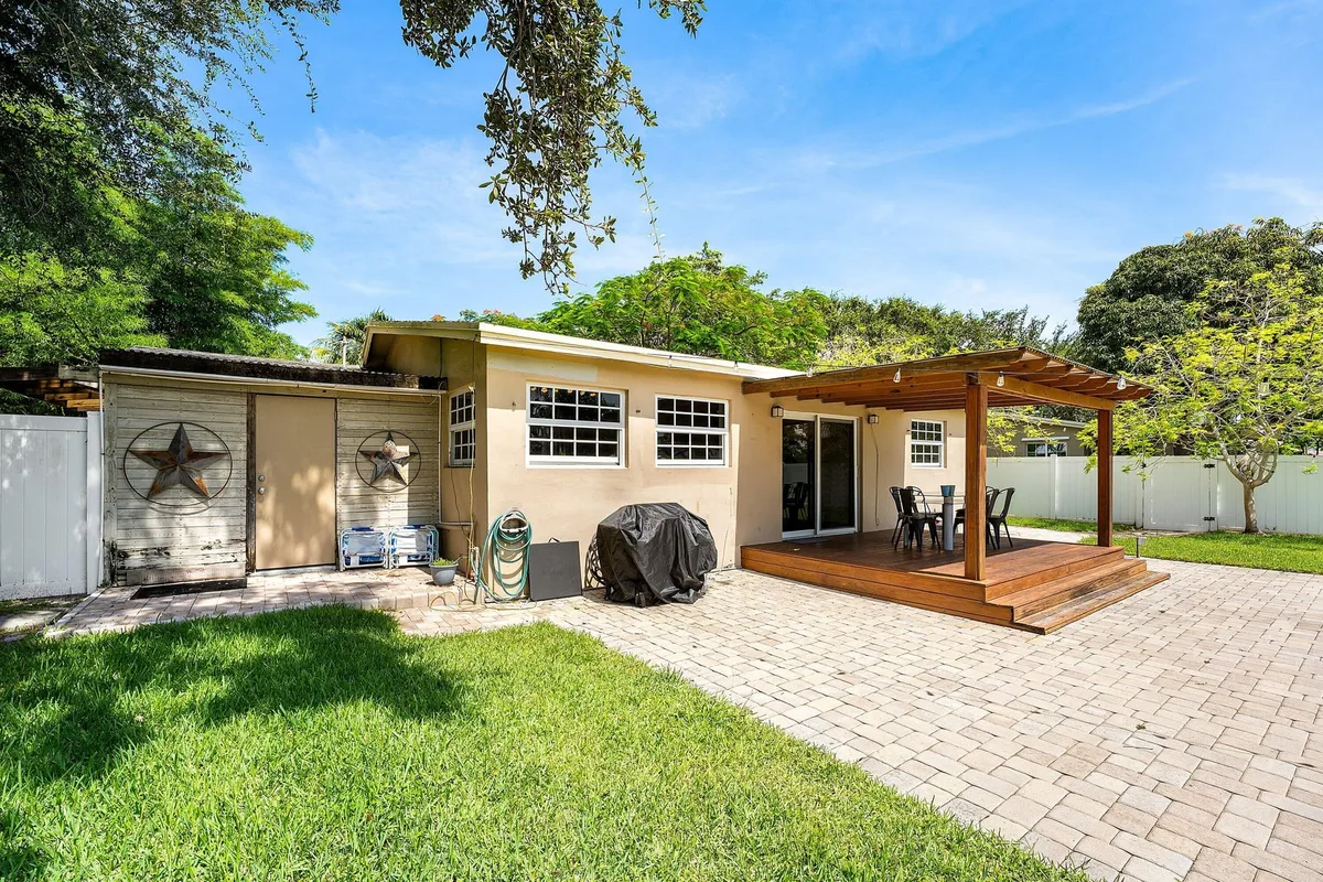 Residence photo 31
