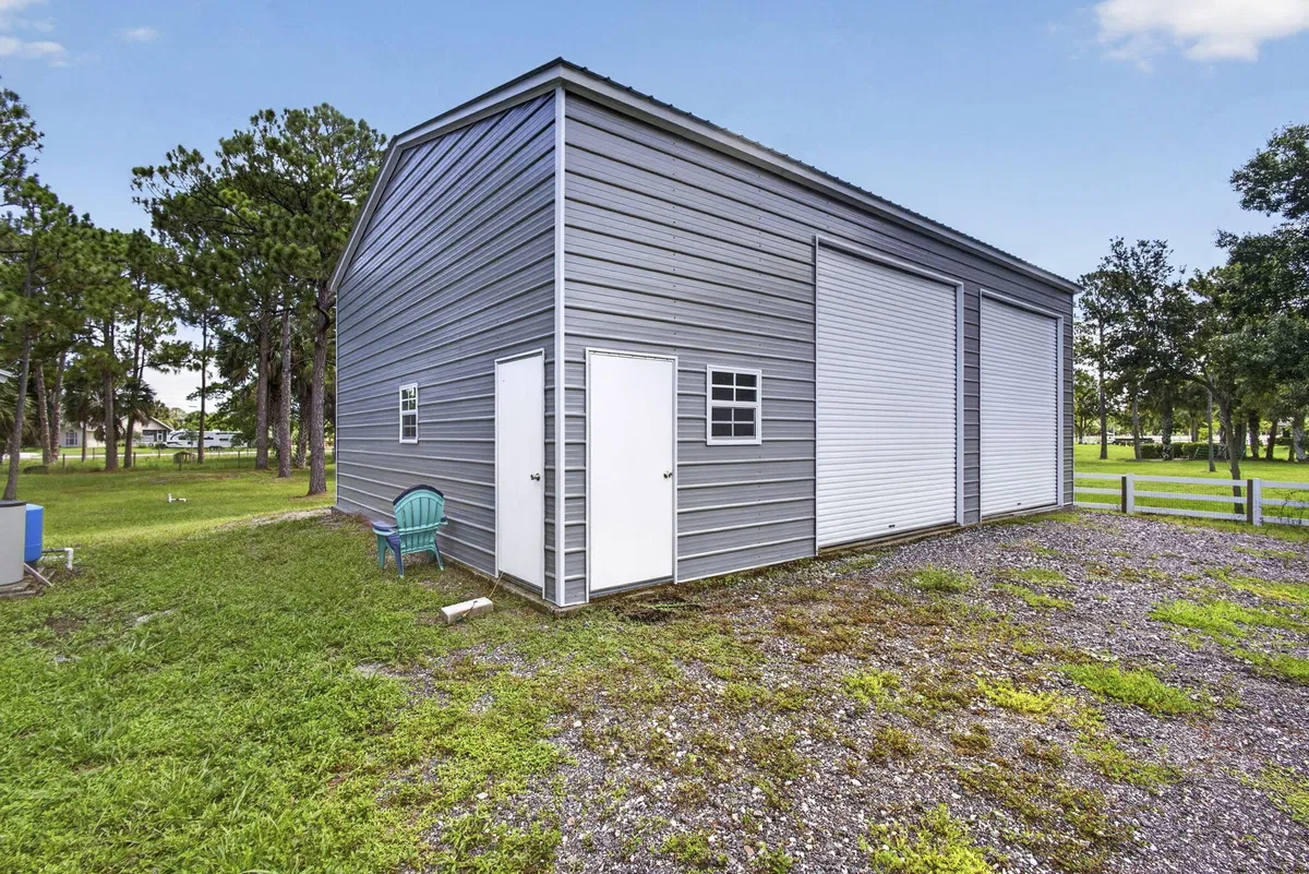  Residence photo 49