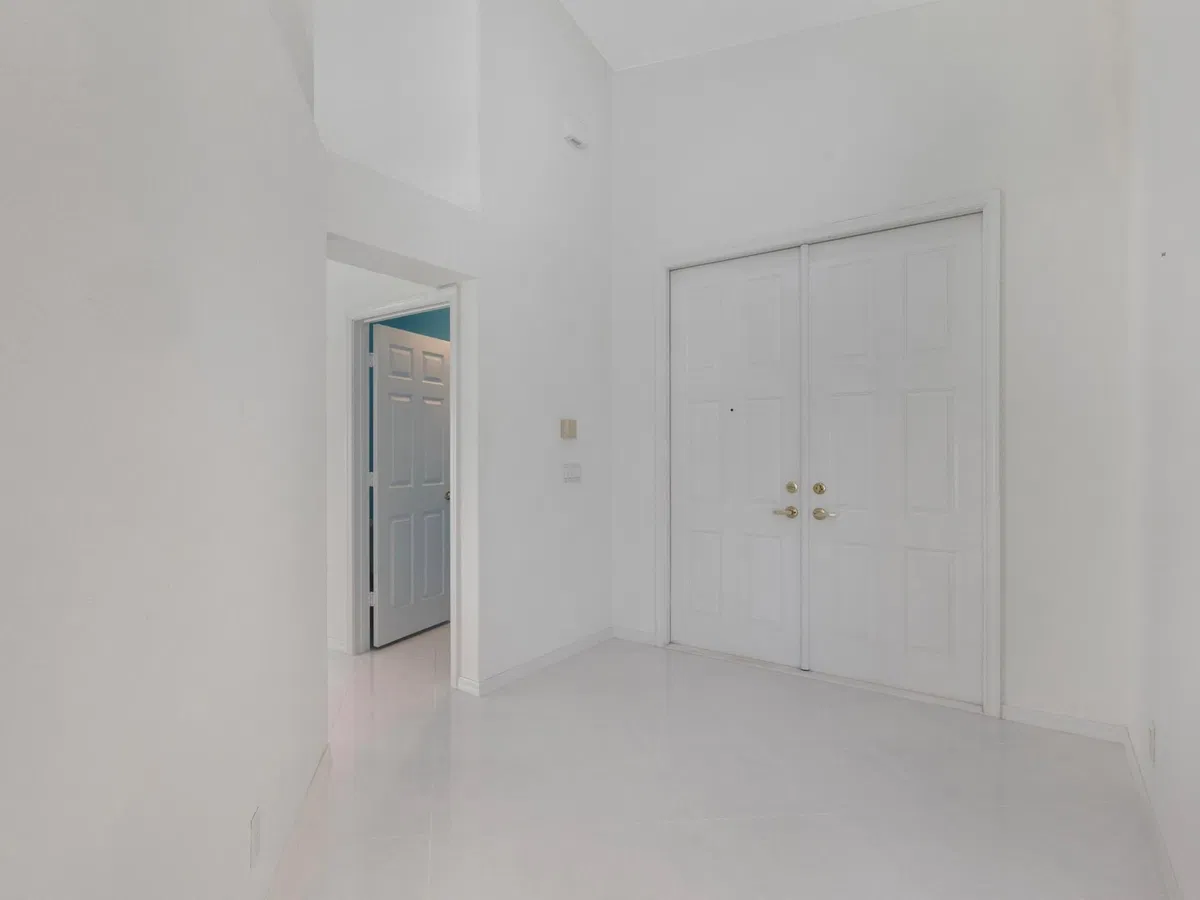 Residence photo 4