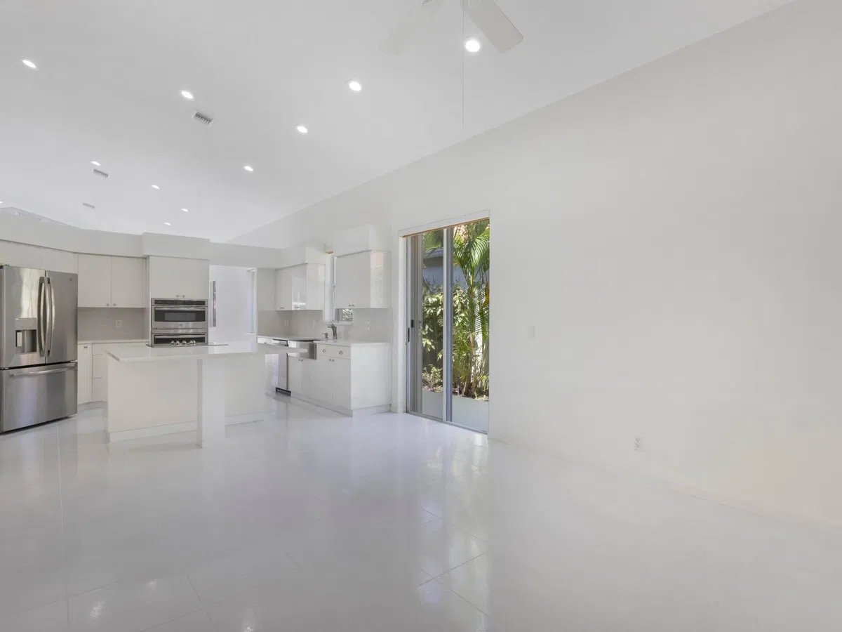 Residence photo 10