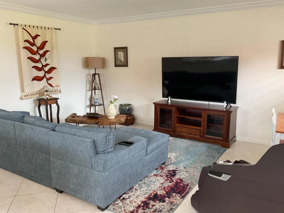 Unit 148 photo 7