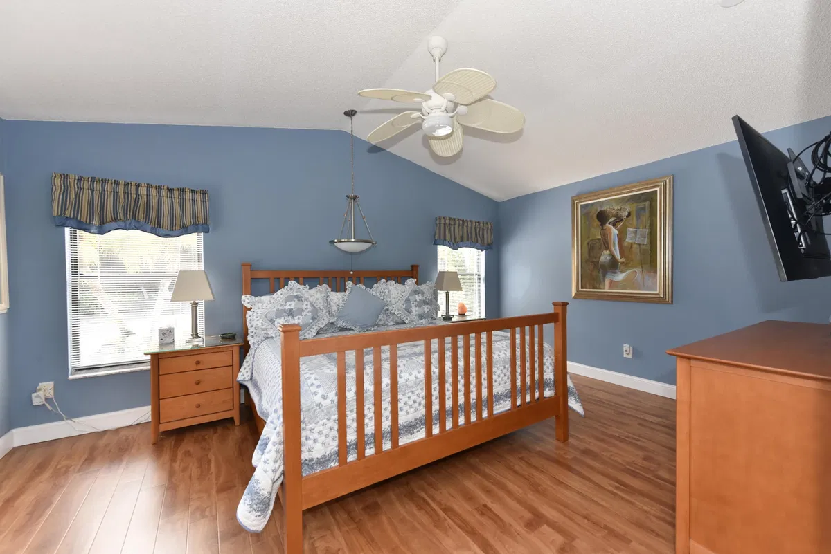 Residence photo 22