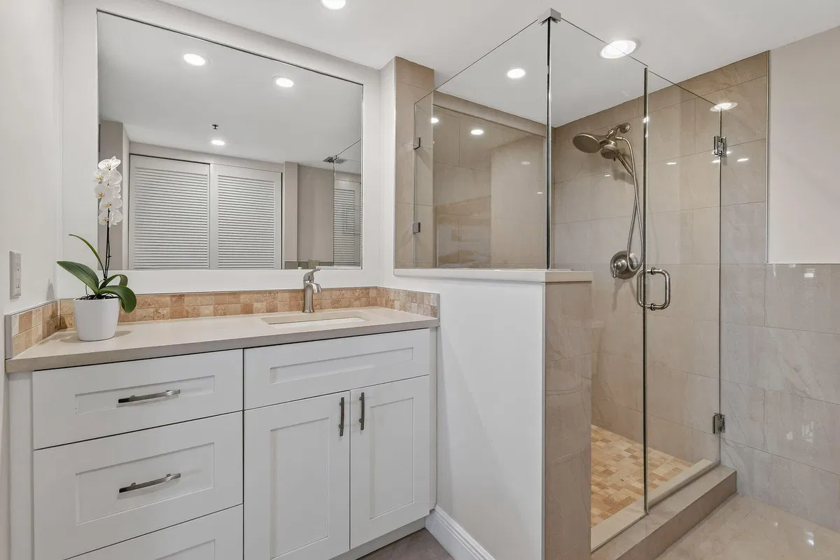  Unit 5010 photo 25