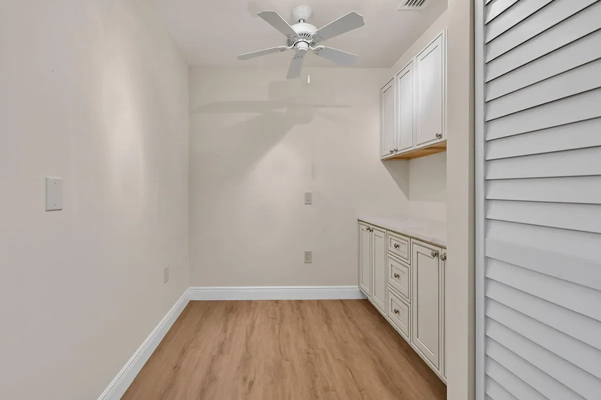  Unit 5010 photo 40