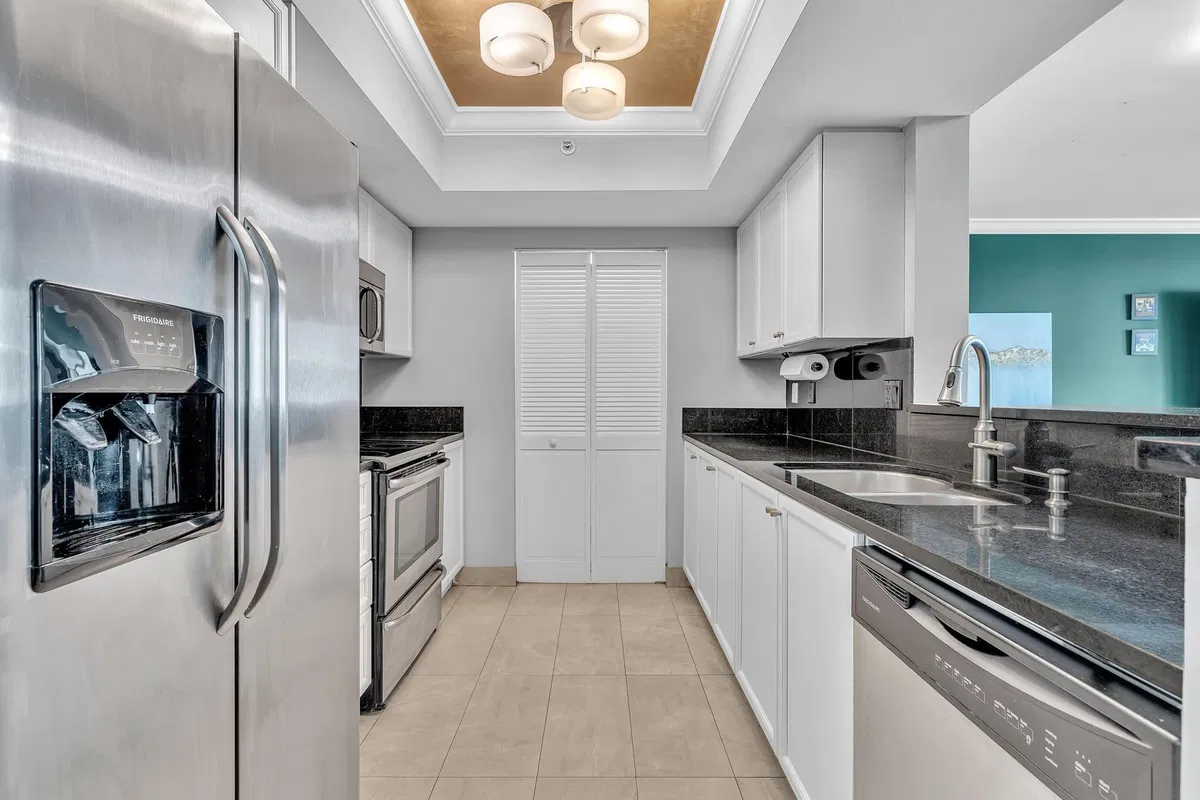 Townsend Place Unit 637 photo 4