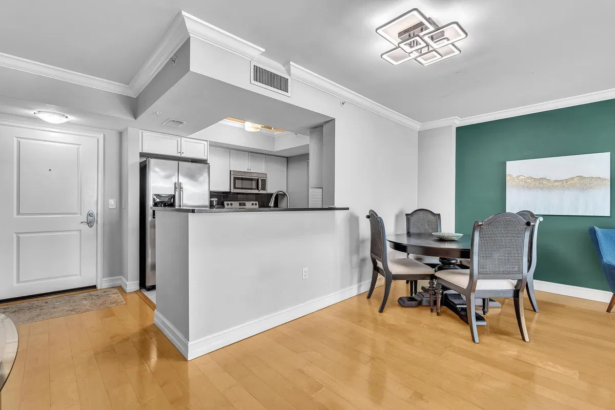Townsend Place Unit 637 photo 13