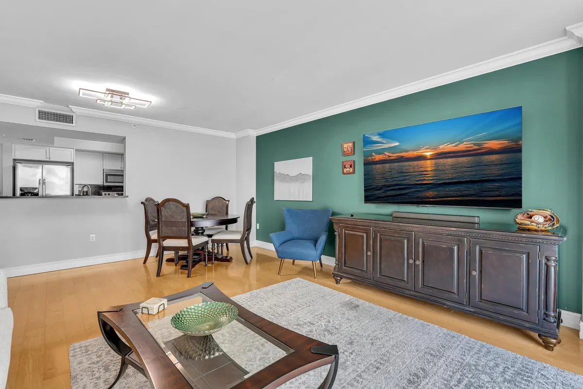 Townsend Place Unit 637 photo 28
