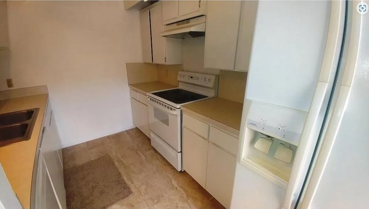 Residence photo 4