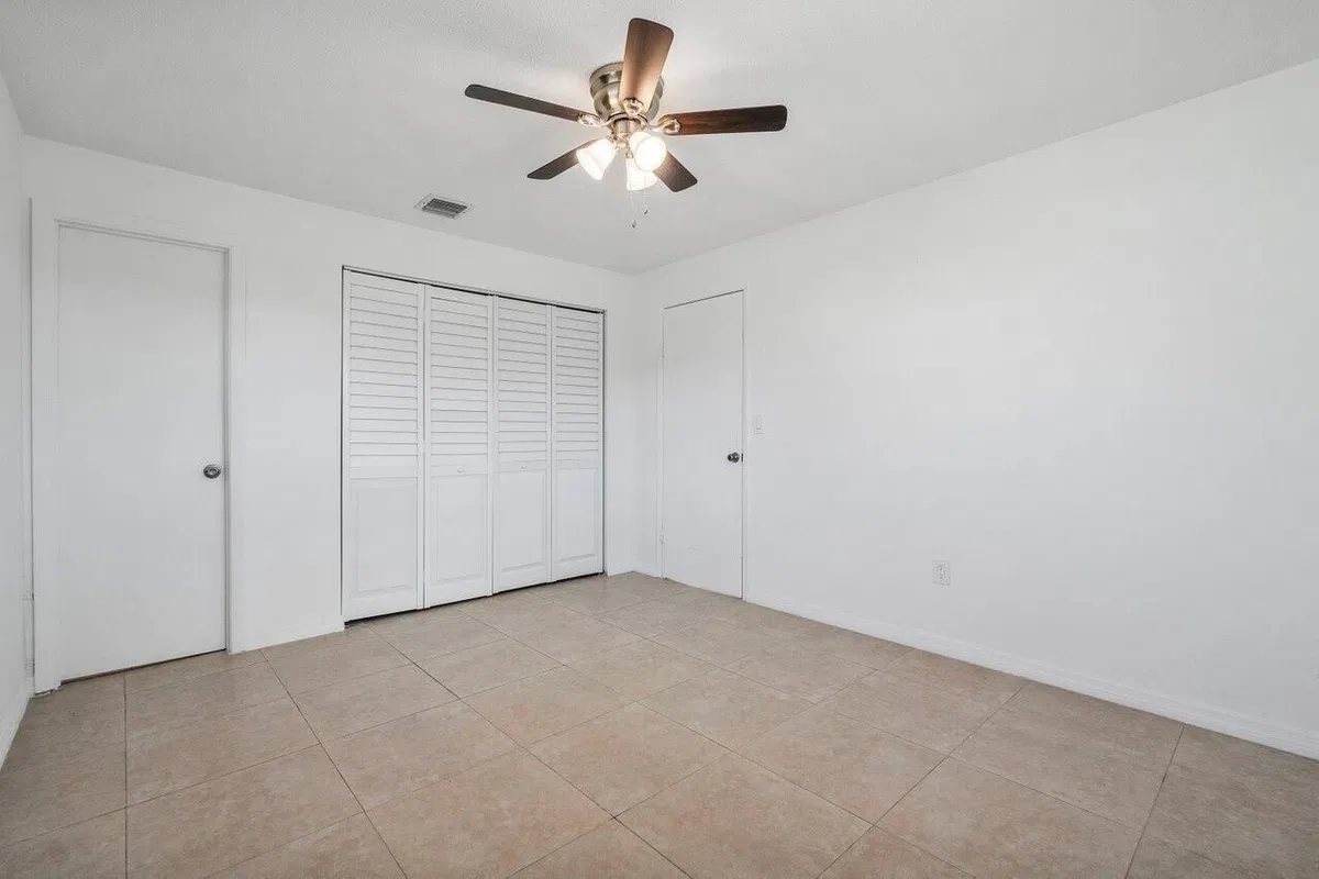 Residence photo 13