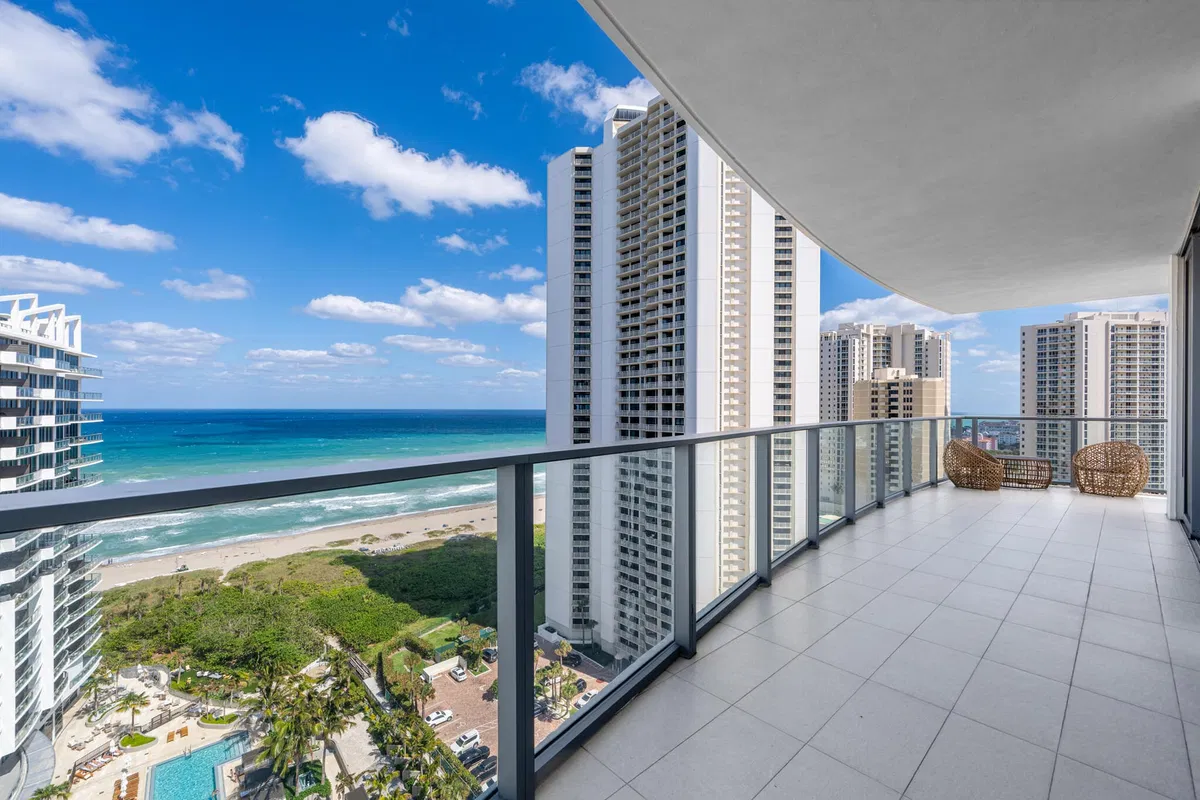 Amrit Ocean Resort & Residences Unit 1805p photo 7