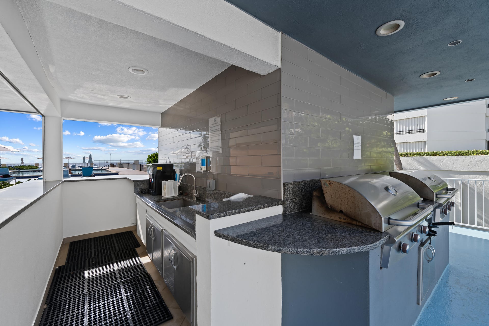 Barclay Condo Unit 716 photo 49