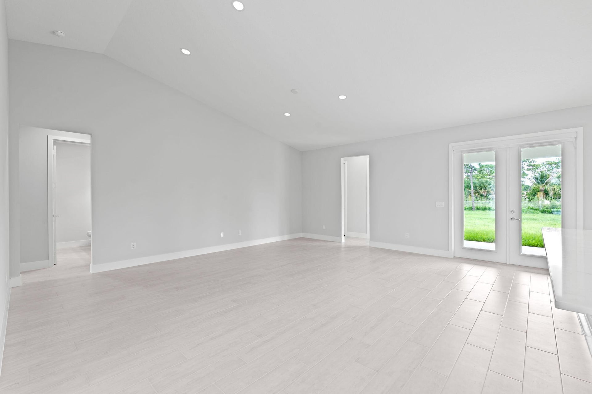 Residence photo 4