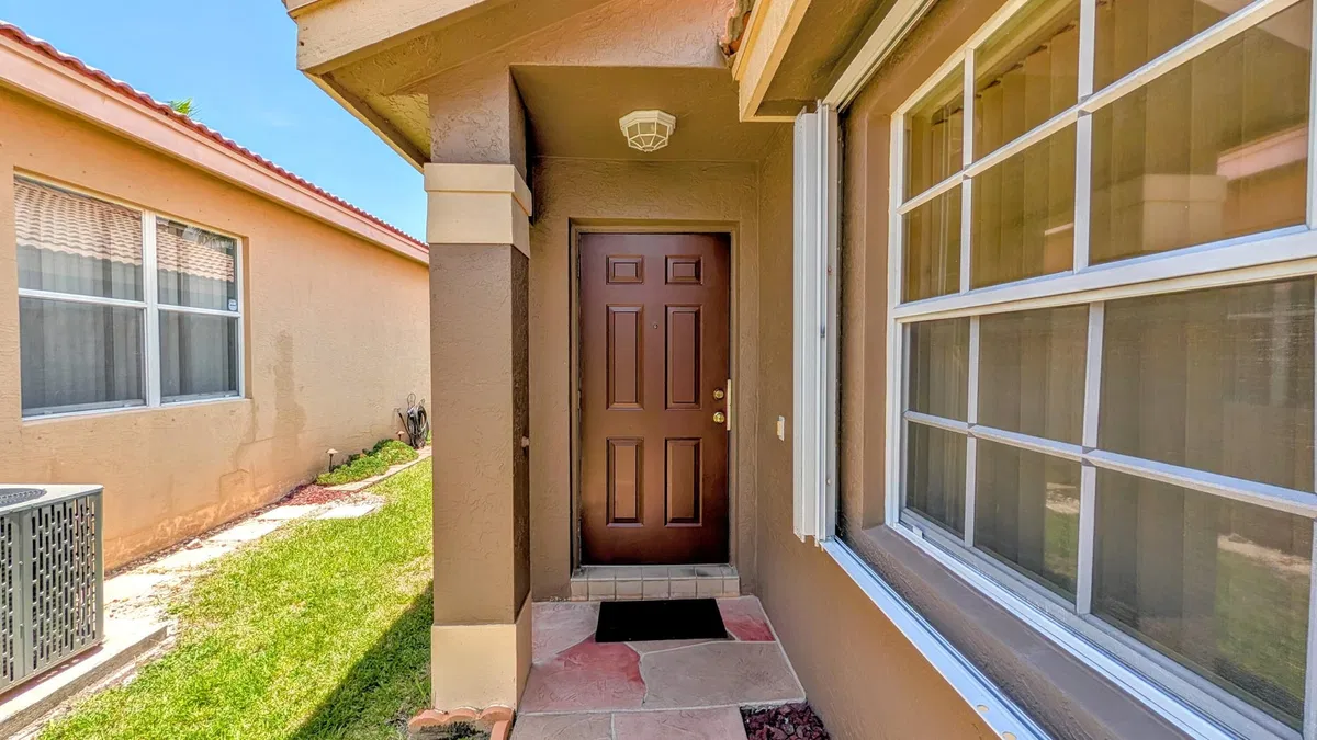Residence photo 10