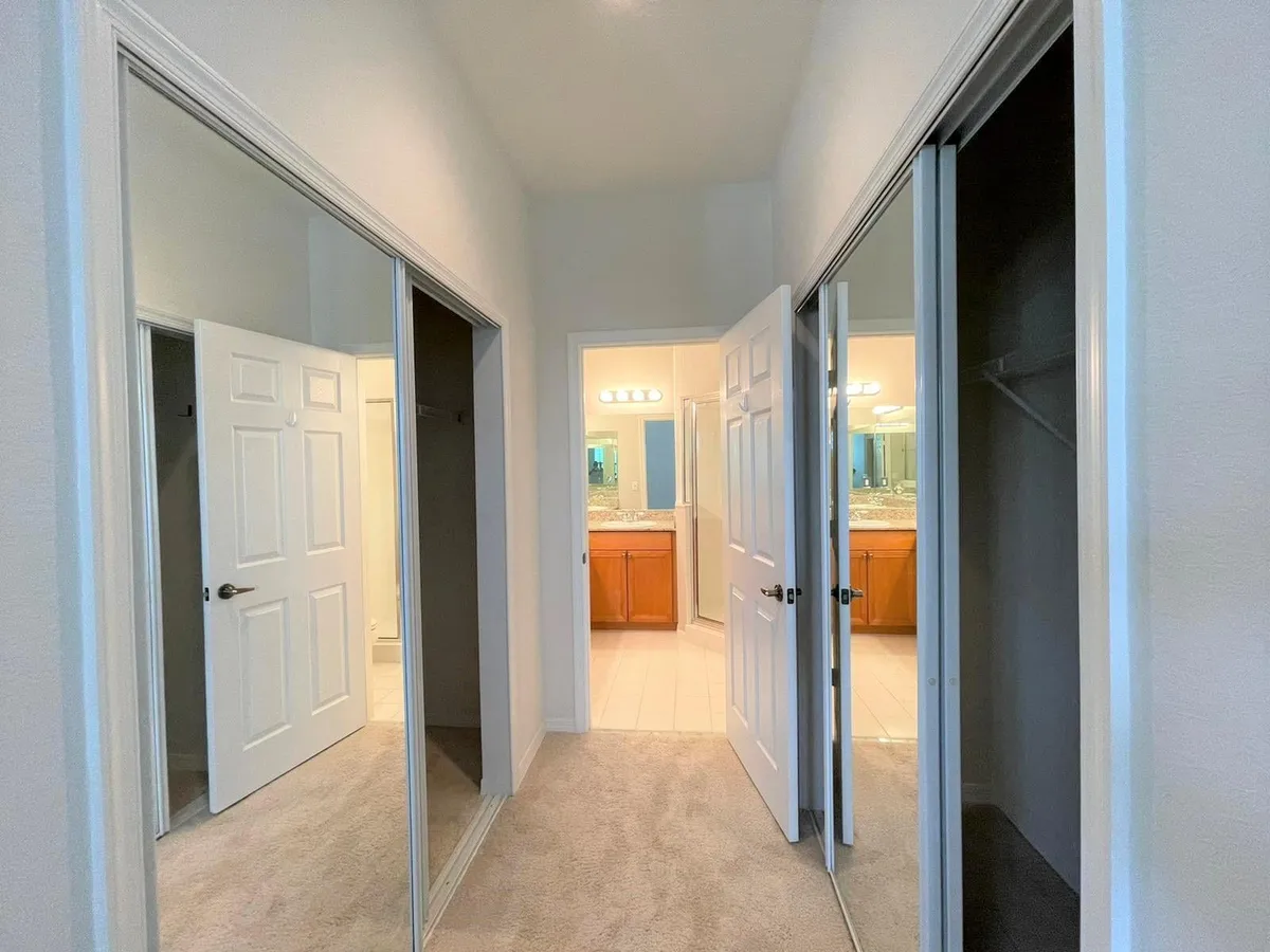 Unit 6 photo 16