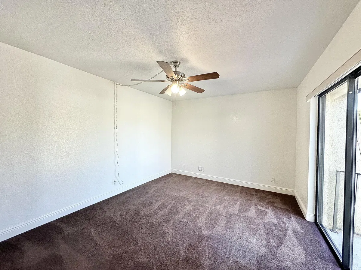 Residence photo 34