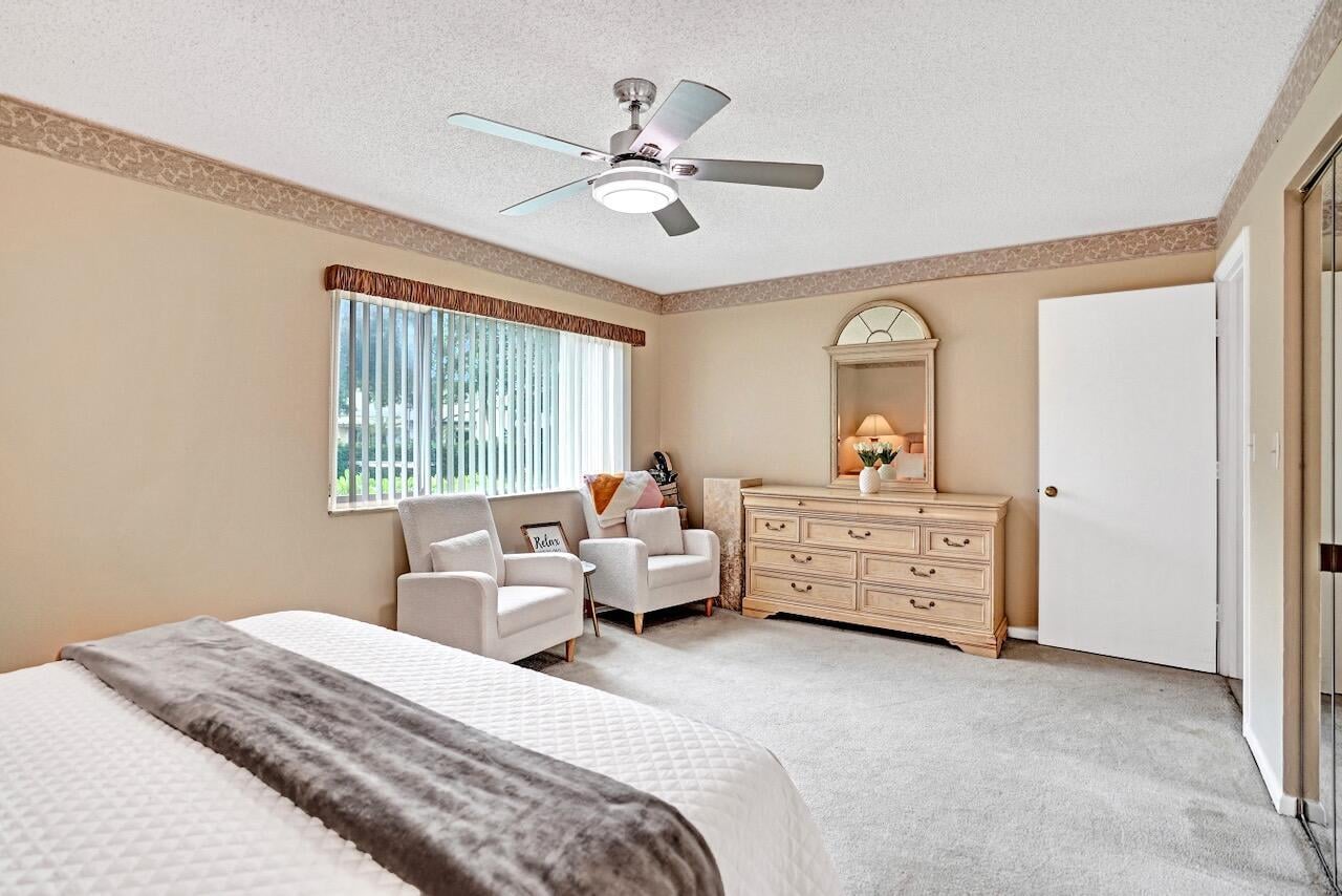 Unit H1 photo 28