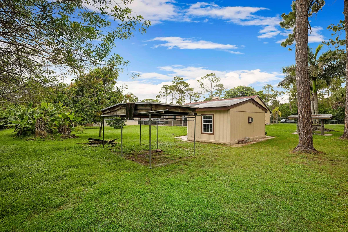 Residence photo 46