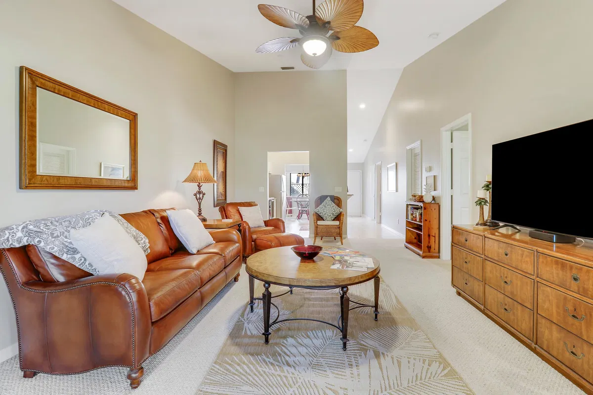 Residence photo 22