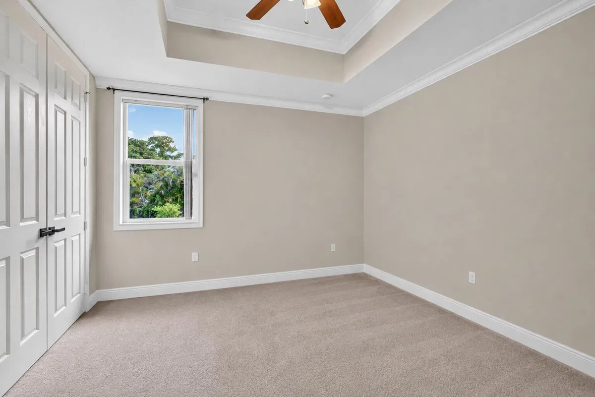 Residence photo 28